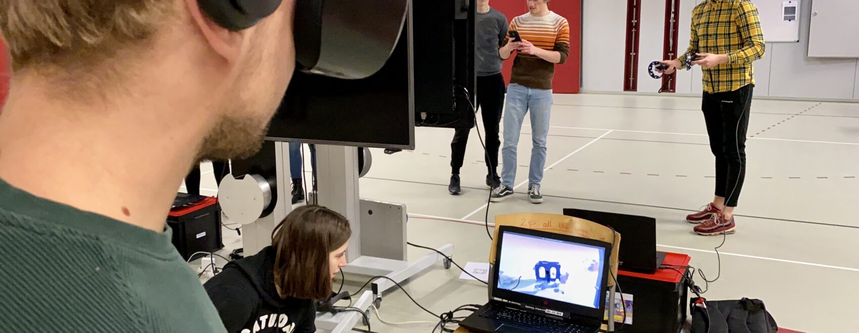 ReAction VR co-creatie met jongeren. uitgevoerd voor Mee & de Wering Jongerenwerk in samenwerking met cultureel centrum Triade,  en partner Gamesolutionlab uit Eindhoven.